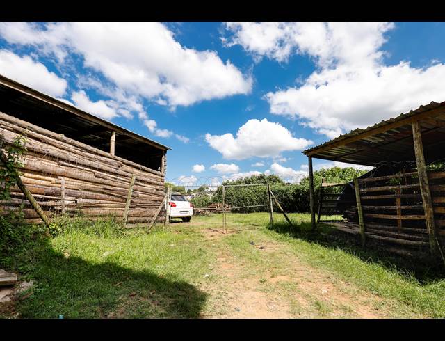 2,500M² GUESTHOUSE FOR SALE IN MORNINGSIDE